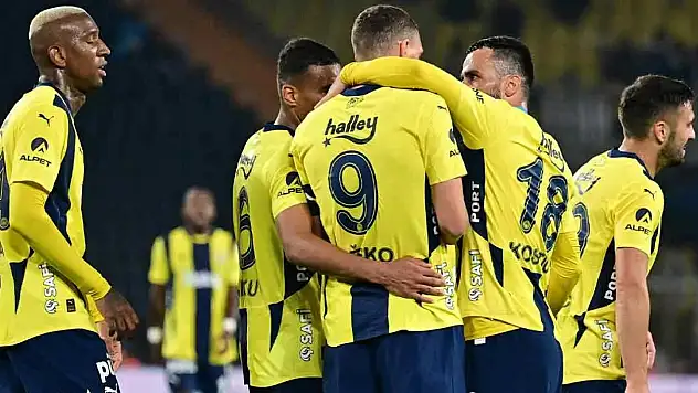 Fenerbahçe'nin yıldızı takıma veda etti!