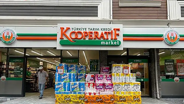 Fiyatlarda yarı yarıya indirim yapıldı: Tarım Kredi Market resmen duyurdu, yarın herkes...