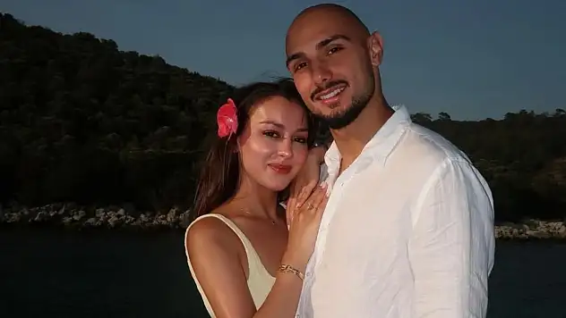 Galatasaray'lı Ahmed Kutucu'dan sürpriz evlenme teklifi!