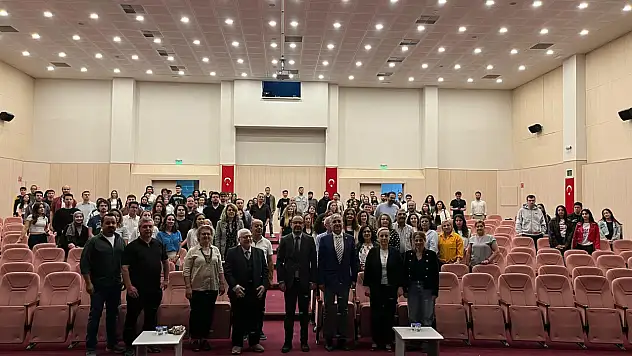 Geleceğin bilim insanları EÜ'de yetişiyor: Türkiye birinciliği geldi