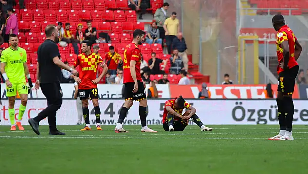 Göztepe ikinci yarıda çakıldı! Avrupa yarışından orta sıralara