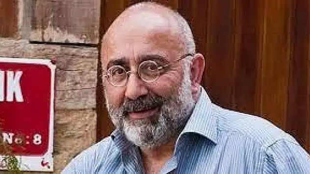 Haddini bil burada dur Nişanyan!