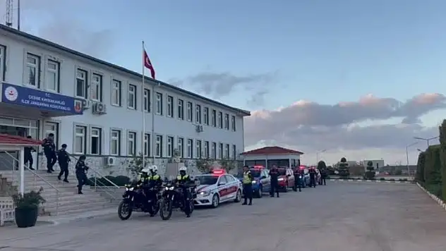 Hapis cezasıyla aranıyordu: İzmir'de jandarma ekiplerinin ağına takıldı