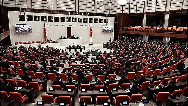 HEDEP ve MHP’li isimler arasında ‘Kürt böreği’ tartışması