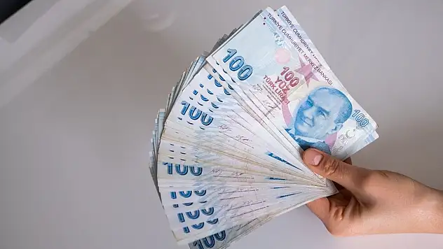 İhtiyaç kredisi faizlerinde sürpriz yükseliş: 100 Bin TL kredi kullananları neler bekliyor?