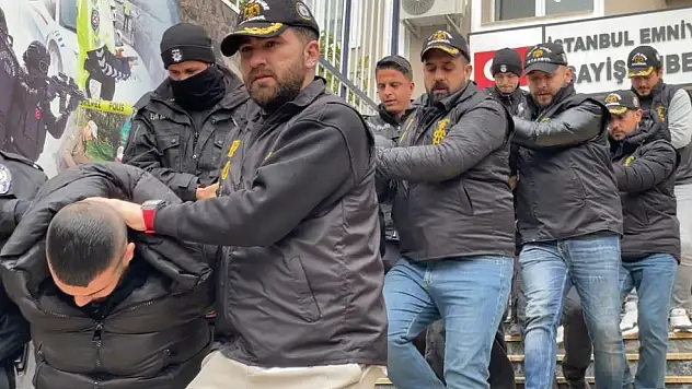 İş yerlerini kurşunlamışlardı: Ekiplerden kaçamadılar