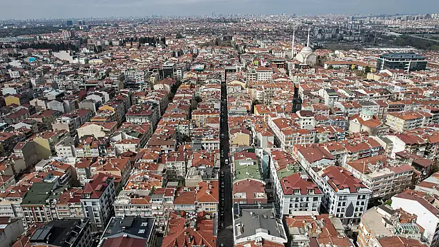 İstanbul'da yaşayanlar eve girmeli mi girmemeli mi? Cevabı o isim verdi