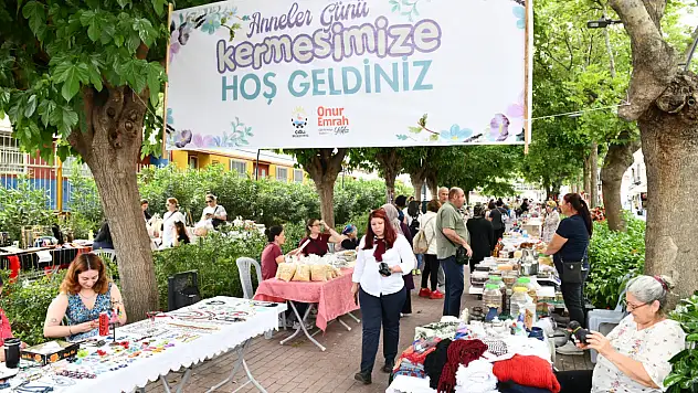 İzmir'de 7 Mayıs'a kadar sürecek: Bu kermesin içinde ne ararsan var
