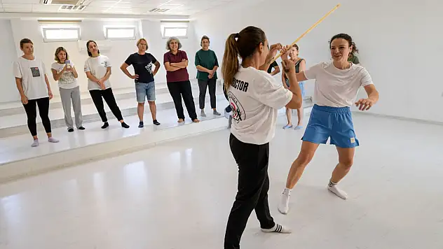 İzmir'de Temel Savunma Atölyesi başlatıldı!