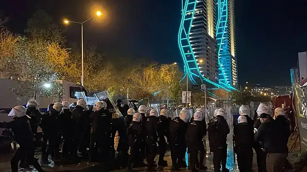 İzmir'deki protestolarda gelişme: 19 şüpheliye iddianame!