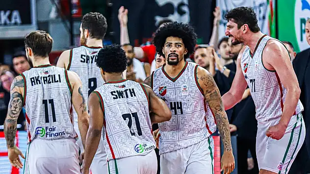 İzmir derbisinde kritik randevu: Karşıyaka - Aliağa Petkimspor