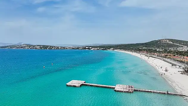 İzmir'in en popüler ve ücretsiz plajları: Tatilcilerin gözdesi!