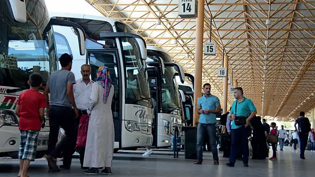 İzmir'in ünlü otobüs firmasından üzen haber: Bilet satışlarını durdurdu artık seferler olmayacak