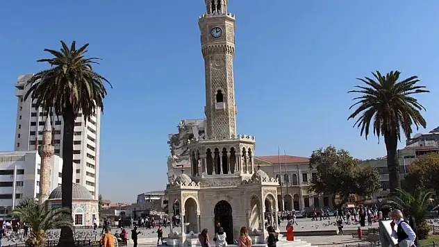İzmir Konak'tan yürüyerek gidebileceğiniz 5 harika yer: Hepsine 10-15 dakika mesafe var