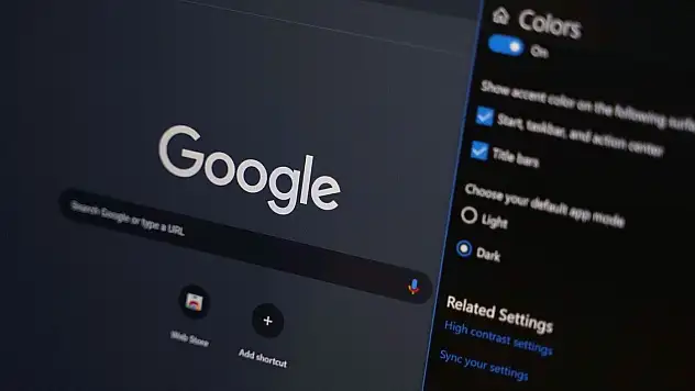 Karanlık mod göz sağlığına iyi mi geliyor, yoksa zarar mı veriyor?