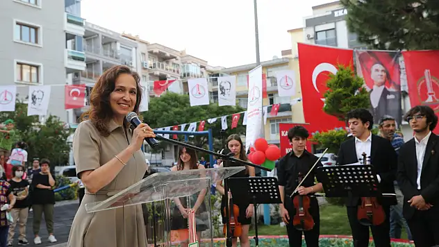 Karşıyaka Kent Konseyi Parkı açıldı