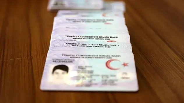 Kimlik yenileme randevusu nasıl alınır? Alo 199 ve online başvuru detayları