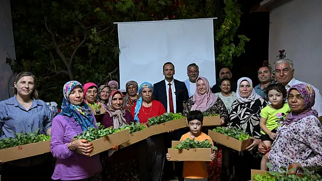 Kışlık sebzeler Bornova Belediyesi'nden