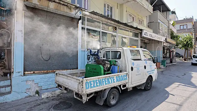 Konak'ta periyodik temizlik başladı