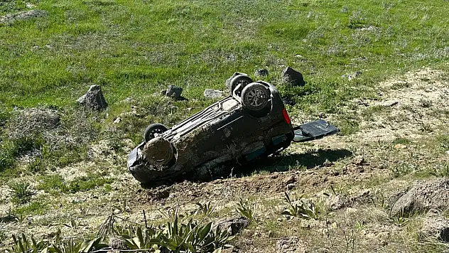 Malazgirt'te kamyonet takla attı: 6 yaralı