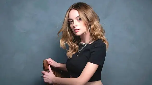 Melis Sezen Kimdir? İşte başarılı oyuncunun hayatı ve kariyeri