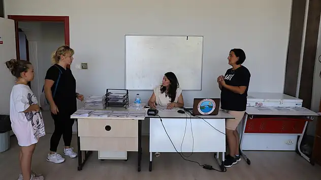 Menderes’te kurslara yoğun ilgi devam ediyor