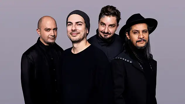 Mor ve ötesi: Türk rock müziğinin efsane grubu ve üyelerinin hikayesi