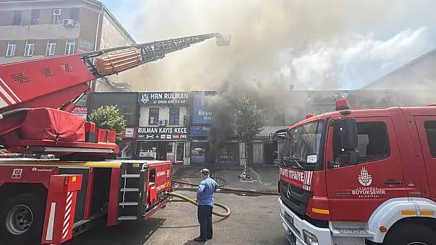 Oto Sanayi Sitesi'nde korkutan yangın: Ekipler seferber oldu