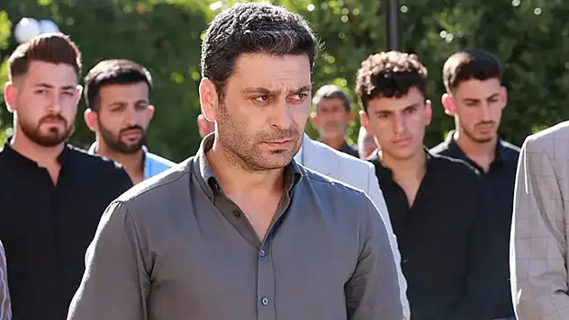 Ozan Akbaba'nın çelişkili paylaşımı olay oldu!