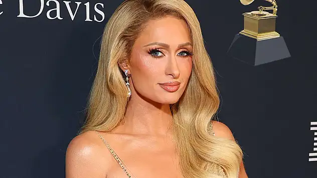 Paris Hilton sahnede: Müzik yolculuğu belgesel oluyor!