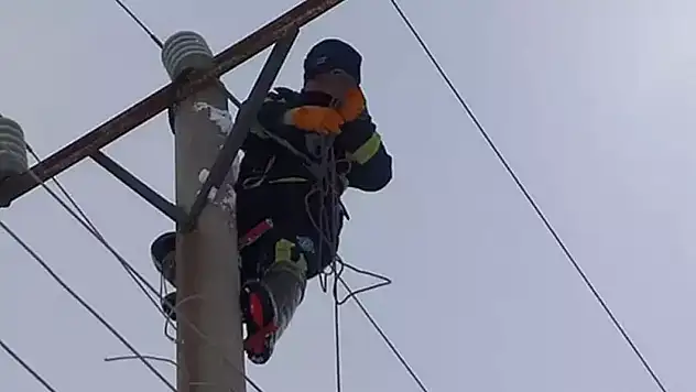 'Pazar günü elektrikler kesilmez' demeyin: İzmir'in bazı ilçelerinde yarın kesinti yapılacak- Bornova, Çeşme, Karabağlar, Konak...