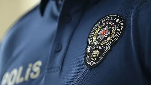 Polis kimliği ibraz eden indirimli sıfır araba alabilecek: Ne kadar indirim yapılacak? İndirim son tarihi ne zaman?