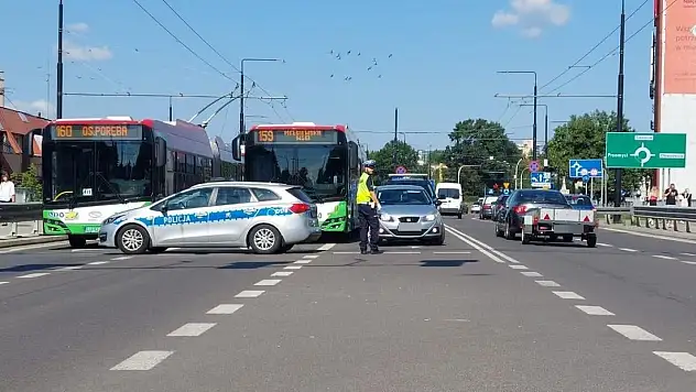 Polonya’da bomba tehlikesi: 14 bin kişi tahliye edildi