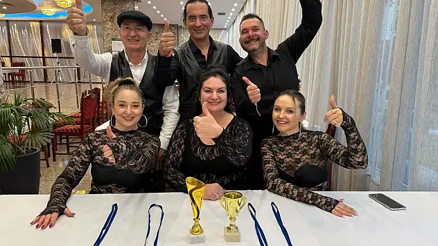 Seferihisar'da Rebeteos Dance Academy zirvede