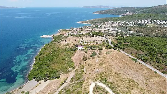 Şehrin gürültüsünü geride bırakmak isteyenler artık bu sahil köyünde huzur buluyor