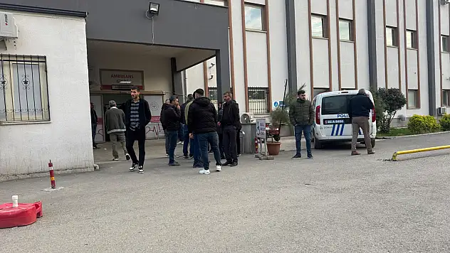 Silahlı kavga: 1'i ağır, 3 yaralı