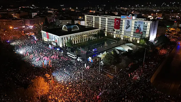 Son dakika! 14 öğrenci hakkında flaş karar!