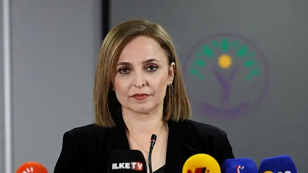 Son dakika! DEM Parti'den flaş açıklama: Öcalan parti liderleriyle görüşecek!