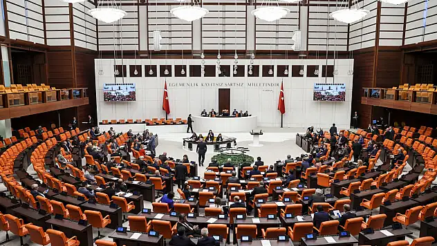 Son dakika! İnfaz paketi TBMM'de! Kritik saat paylaşıldı