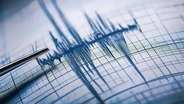 Son dakika! İstanbul'da korkutan deprem!