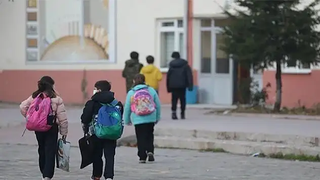 Son dakika! Kütahya'da okullar tatil edildi