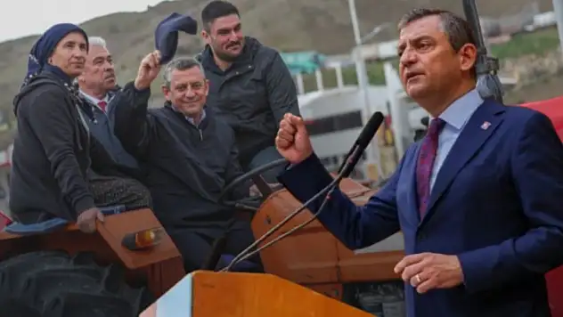 Son dakika! Mitinglerden sonra Özgür Özel'den kritik açıklama
