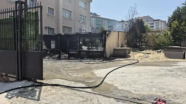 Son dakika! Öğrenci yurdunda yangın!