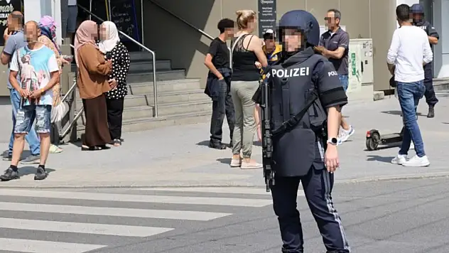 Son dakika! Okula silahlı saldırı: 8 öğrenci hayatını kaybetti
