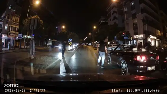 Trafikte korku dolu dakikalar: Polis anında harekete geçti!