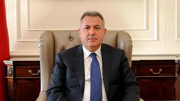 Vali Elban'dan 23 Nisan mesajı: ' Sizler sadece bugünün değil, yarının da mimarlarısınız'