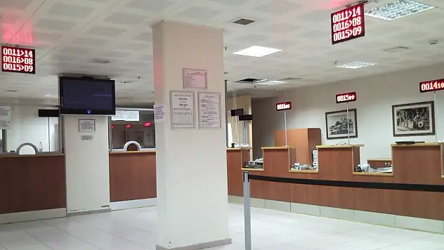 Yarın bankaya gidecekler dikkat: Ziraat Bankası, Vakıfbank, Halkbank, Yapı Kredi, Garanti, TEB, Akbank, Denizbank, QNB, İNG...