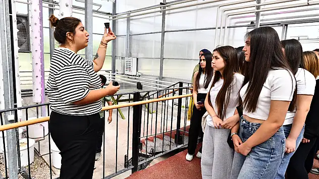 Yeni nesil çiftçiler İZTAM'da yetişiyor