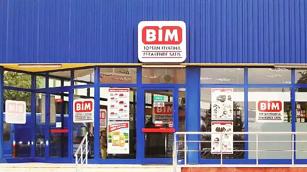Yeri artık şarjlı mop ile sileceksiniz: BİM'e gelecek, temizlik hastaları bayılacak