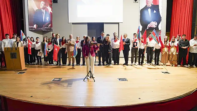 Yıl dönümü Aliağa'da 'Gül Bayramı' ile kutlandı